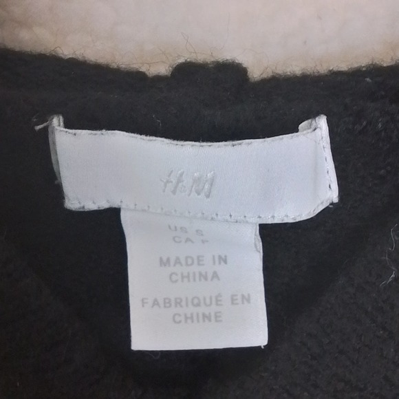 H&M Knit Sweater Hoodie‎ Size Small in Black w/ White Trim - Picture 11 of 11